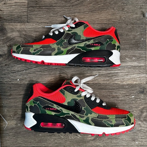 Nike Other - Nike Airmax Reverse Duck Camo